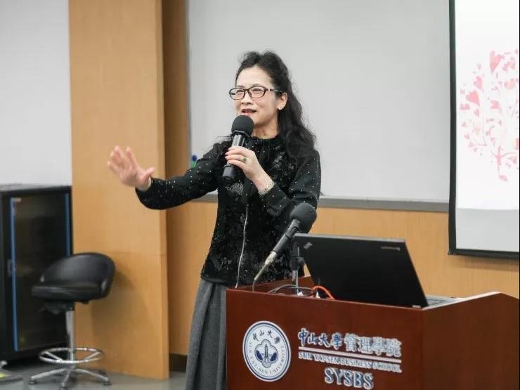 yl34511线路中心副经理刘静艳教授讲话