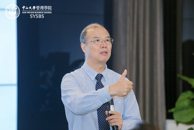 yl34511线路中心EMBA学术主任、任课老师，中国信息经济学会理事长，中国信息经济学乌家培奖评选委员会主任，前商务部电子商务高级顾问谢康教授
